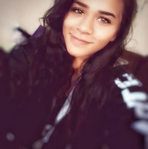 Meet your Posher, Aliya